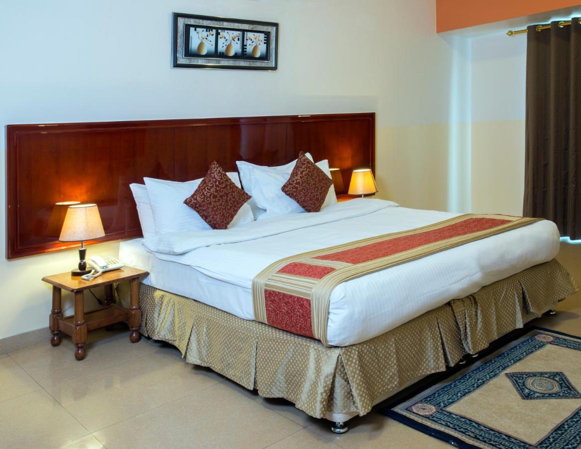 Safeer Plaza Hotel Muscat Exterior foto