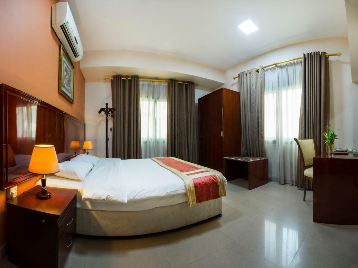 Safeer Plaza Hotel Muscat Exterior foto